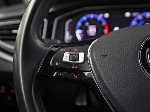 Volkswagen Polo 1.0 TSI R-Line Sport Automaat (VIRTUAL COCKPIT, ZWART HEMEL, GROOT NAVI, CLIMATE, LEDER, SPORTSTO... ActivLease financial lease