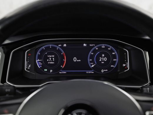 Volkswagen Polo 1.0 TSI R-Line Sport Automaat (VIRTUAL COCKPIT, ZWART HEMEL, GROOT NAVI, CLIMATE, LEDER, SPORTSTO... ActivLease financial lease