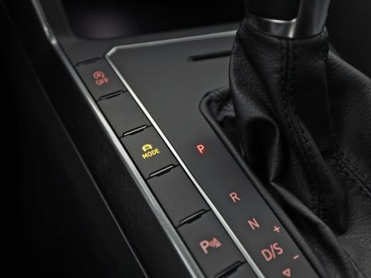 Volkswagen Polo 1.0 TSI R-Line Sport Automaat (VIRTUAL COCKPIT, ZWART HEMEL, GROOT NAVI, CLIMATE, LEDER, SPORTSTO... ActivLease financial lease
