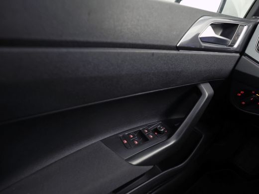 Volkswagen Polo 1.0 TSI R-Line Sport Automaat (VIRTUAL COCKPIT, ZWART HEMEL, GROOT NAVI, CLIMATE, LEDER, SPORTSTO... ActivLease financial lease