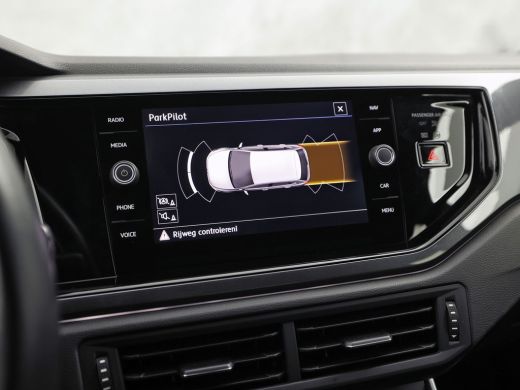 Volkswagen Polo 1.0 TSI R-Line Sport Automaat (VIRTUAL COCKPIT, ZWART HEMEL, GROOT NAVI, CLIMATE, LEDER, SPORTSTO... ActivLease financial lease