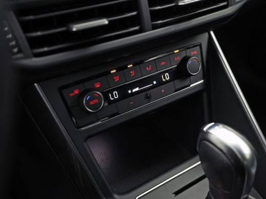 Volkswagen Polo 1.0 TSI R-Line Sport Automaat (VIRTUAL COCKPIT, ZWART HEMEL, GROOT NAVI, CLIMATE, LEDER, SPORTSTO... ActivLease financial lease
