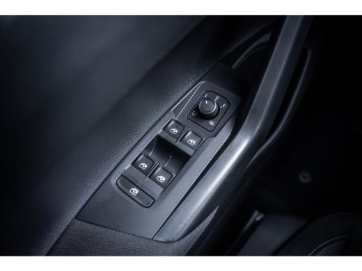 Volkswagen Polo Life Edition | 'App-Connect' smartphone integratie | Airconditioning automatisch (Climatronic), 2... ActivLease financial lease