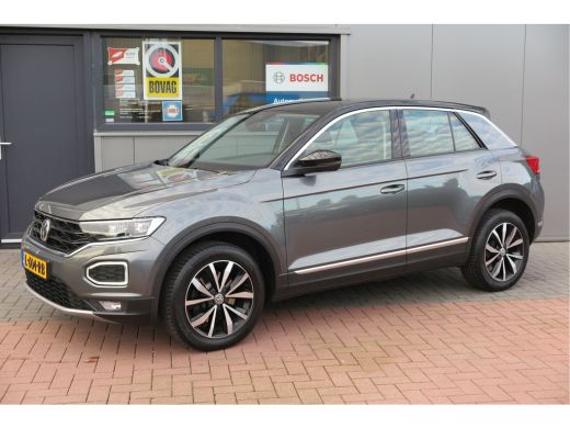 Volkswagen T-Roc 1.0 TSI 85kw 116pk Style Led, Virtual Cockpit, LMV, Camera , Trekhaak afneembaar, DAB+ ,Navigatie... ActivLease financial lease