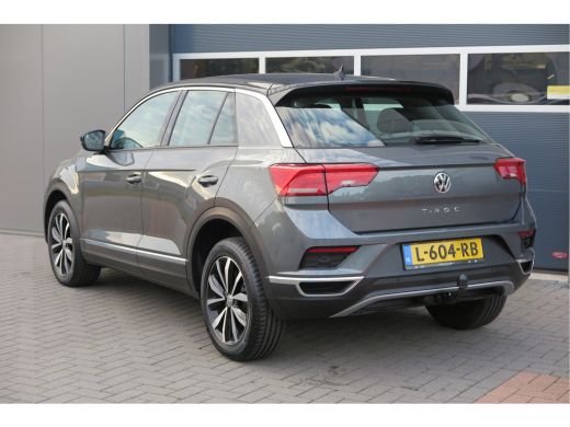 Volkswagen T-Roc 1.0 TSI 85kw 116pk Style Led, Virtual Cockpit, LMV, Camera , Trekhaak afneembaar, DAB+ ,Navigatie... ActivLease financial lease