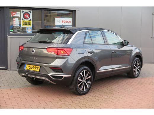 Volkswagen T-Roc 1.0 TSI 85kw 116pk Style Led, Virtual Cockpit, LMV, Camera , Trekhaak afneembaar, DAB+ ,Navigatie... ActivLease financial lease