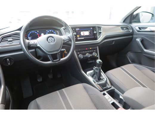 Volkswagen T-Roc 1.0 TSI 85kw 116pk Style Led, Virtual Cockpit, LMV, Camera , Trekhaak afneembaar, DAB+ ,Navigatie... ActivLease financial lease