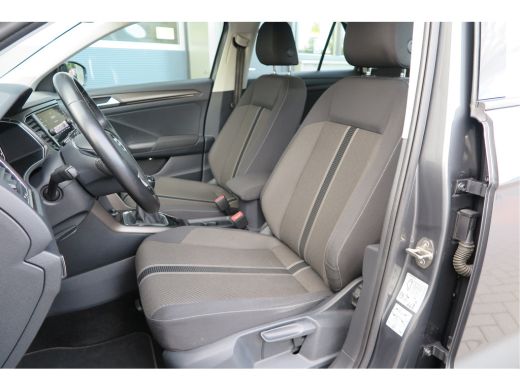 Volkswagen T-Roc 1.0 TSI 85kw 116pk Style Led, Virtual Cockpit, LMV, Camera , Trekhaak afneembaar, DAB+ ,Navigatie... ActivLease financial lease
