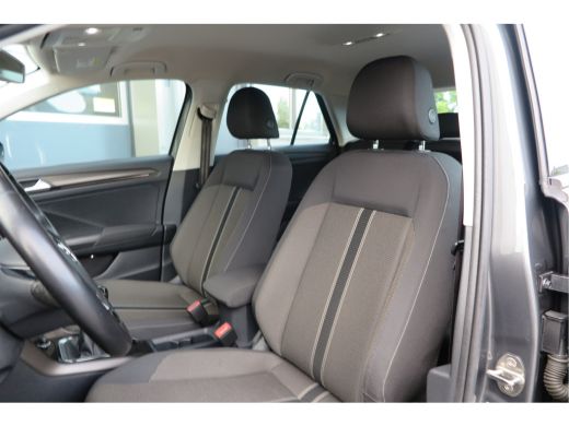 Volkswagen T-Roc 1.0 TSI 85kw 116pk Style Led, Virtual Cockpit, LMV, Camera , Trekhaak afneembaar, DAB+ ,Navigatie... ActivLease financial lease