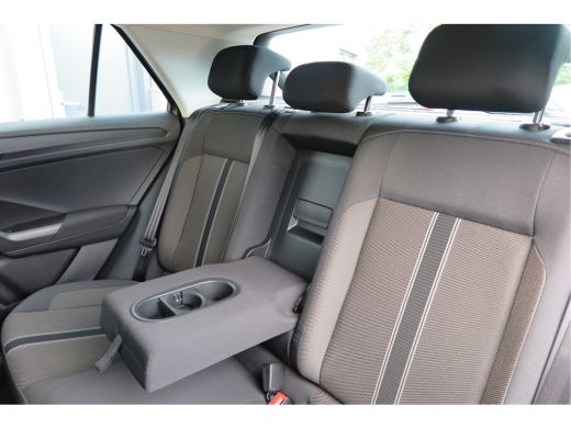 Volkswagen T-Roc 1.0 TSI 85kw 116pk Style Led, Virtual Cockpit, LMV, Camera , Trekhaak afneembaar, DAB+ ,Navigatie... ActivLease financial lease