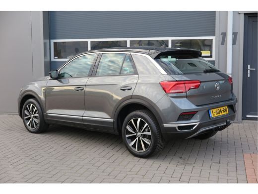 Volkswagen T-Roc 1.0 TSI 85kw 116pk Style Led, Virtual Cockpit, LMV, Camera , Trekhaak afneembaar, DAB+ ,Navigatie... ActivLease financial lease