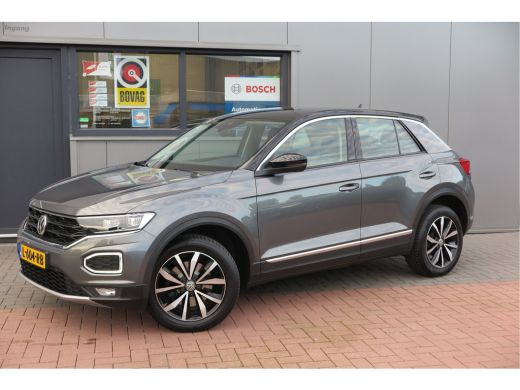 Volkswagen T-Roc 1.0 TSI 85kw 116pk Style Led, Virtual Cockpit, LMV, Camera , Trekhaak afneembaar, DAB+ ,Navigatie... ActivLease financial lease