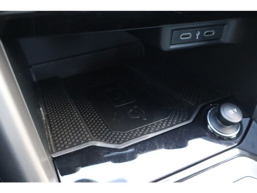 Volkswagen T-Roc 1.5 TSI Style 150PK Automaat | Airco | Cruise control adaptief | Navigatiesysteem ActivLease financial lease