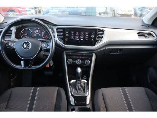 Volkswagen T-Roc 1.5 TSI Style 150PK Automaat | Airco | Cruise control adaptief | Navigatiesysteem ActivLease financial lease