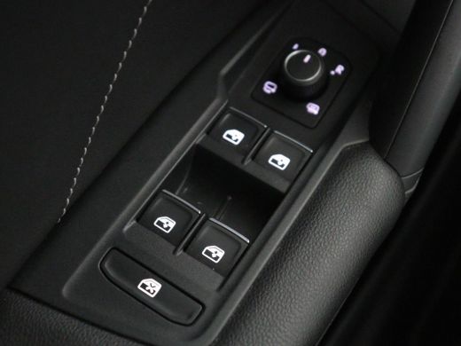 Volkswagen Tiguan | SOH 91,0% | Panoramadak | Memory | Leder | Stuur/stoel verwarming | Adaptive cruise | Sfeerverl... ActivLease financial lease