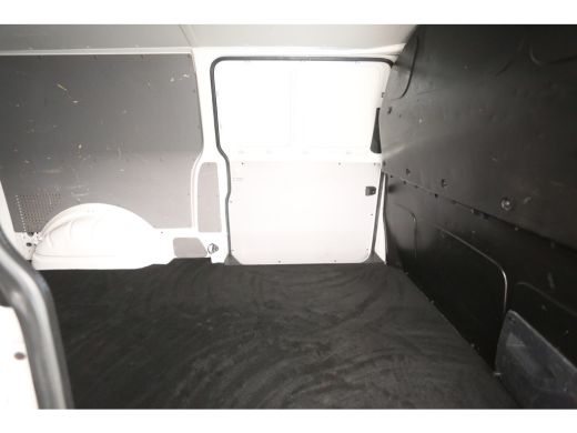 Volkswagen Transporter 2.0 TDI L2H1 150PK | Automaat | Airco | Camera | Cruise | 3 Zits | 2xSchuifdeur | Trekhaak | Carplay ActivLease financial lease