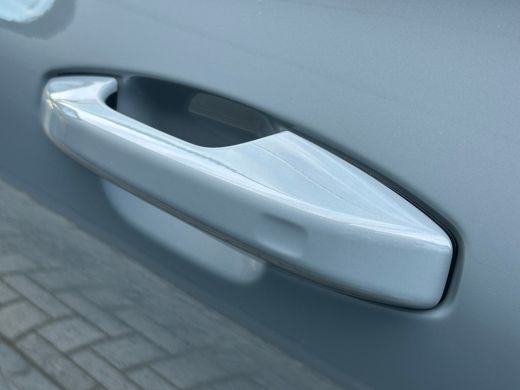 Volvo  V60 2.0 T8 Plug-in hybrid AWD Plus Dark | Panoramadak | Trekhaak | HUD | Harman/Kardon | ActivLease financial lease