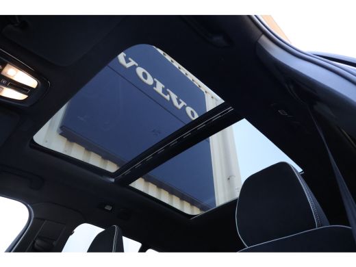 Volvo  XC40 2.0 B4 Plus Black Edition | Harman Kardon | Trekhaak | Pano | ActivLease financial lease
