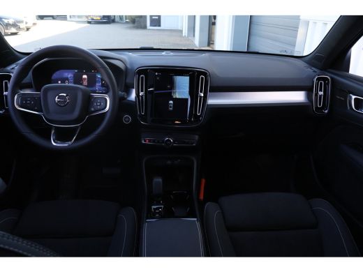 Volvo  XC40 2.0 B4 Plus Black Edition | Harman Kardon | Trekhaak | Pano | ActivLease financial lease