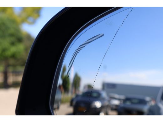 Volvo  XC40 2.0 B4 Plus Dark | Fjord Blue | Trekhaak | Harman Kardon | ActivLease financial lease