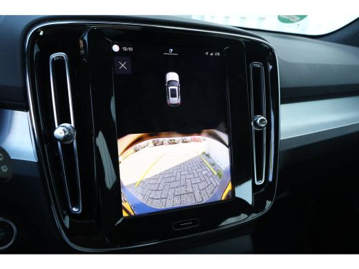 Volvo  XC40 2.0 B4 Plus Dark | Fjord Blue | Trekhaak | Harman Kardon | ActivLease financial lease
