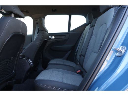 Volvo  XC40 2.0 B4 Plus Dark | Fjord Blue | Trekhaak | Harman Kardon | ActivLease financial lease