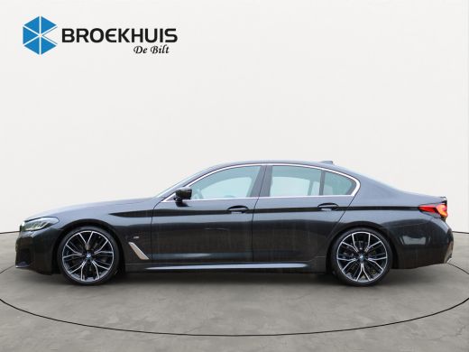 BMW 5 Serie 520i Business Edition Plus | NL-AUTO! | 1E EIGENAAR! | M-SPORT | CAMERA | CRUISE | STOELVERWARMIN... ActivLease financial lease