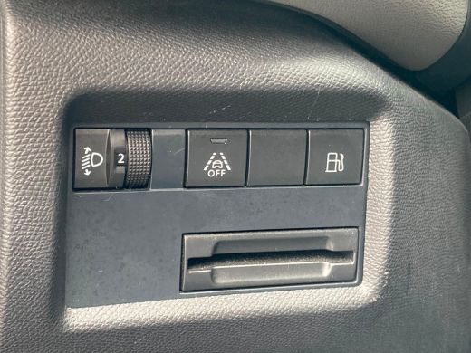 Citroën C5 Aircross 1.6 Plug-in Hybrid 225 &euml;-Series Airco | Camera | Cruise Control | DAB | Dode Hoek | Keyless | LMV... ActivLease financial lease