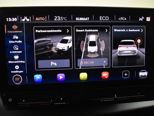 CUPRA Born Adrenaline One 62 kWh l Achteruitrijcamera | App connect | Stoel en Stuurverwarming  l Navi l PDC... ActivLease financial lease