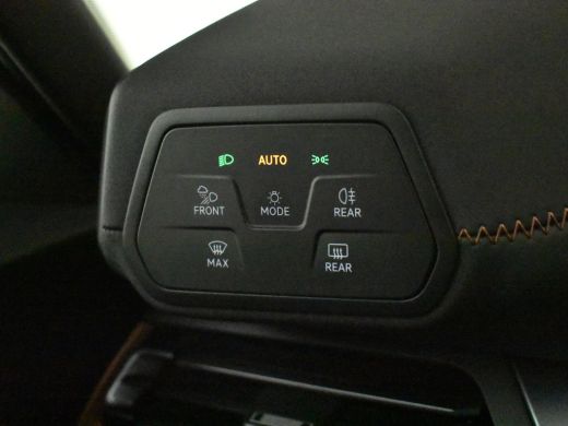CUPRA Born Adrenaline One 62 kWh l Achteruitrijcamera | App connect | Stoel en Stuurverwarming  l Navi l PDC... ActivLease financial lease