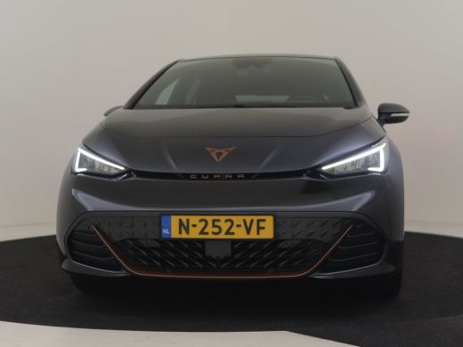 CUPRA Born Adrenaline One 62 kWh l Achteruitrijcamera | App connect | Stoel en Stuurverwarming  l Navi l PDC... ActivLease financial lease