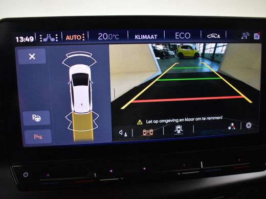 CUPRA Born Essential 62 kWh 204PK | Achteruitrijcamera | Parkeer assistent | Adapt cruise | Stoel/stuurverw ... ActivLease financial lease