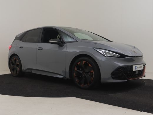 CUPRA Born Essential 62 kWh 204PK | Achteruitrijcamera | Parkeer assistent | Adapt cruise | Stoel/stuurverw ... ActivLease financial lease