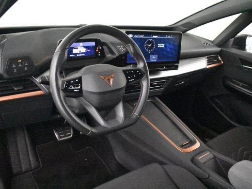 CUPRA Born Essential 62 kWh 204PK | Achteruitrijcamera | Parkeer assistent | Adapt cruise | Stoel/stuurverw ... ActivLease financial lease