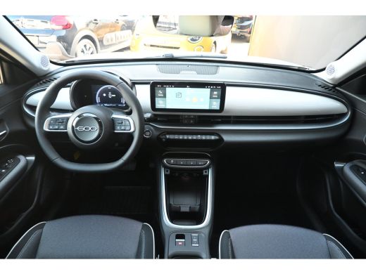 Fiat 600e Urban 54 kWh tot 8 Jaar garantie! 96%SOH! 7,4 kWh boordlader | Climate Control | Navigatie by App... ActivLease financial lease