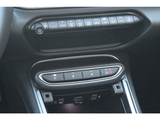 Fiat 600e Urban 54 kWh tot 8 Jaar garantie! 96%SOH! 7,4 kWh boordlader | Climate Control | Navigatie by App... ActivLease financial lease