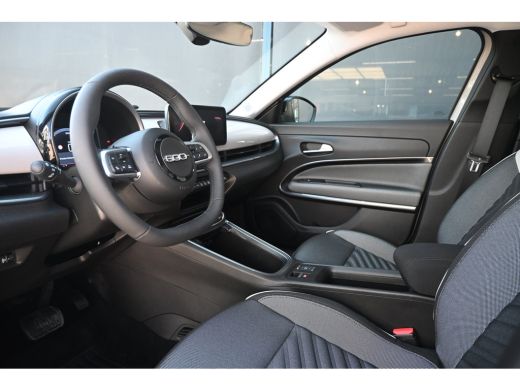 Fiat 600e Urban 54 kWh tot 8 Jaar garantie! 96%SOH! 7,4 kWh boordlader | Climate Control | Navigatie by App... ActivLease financial lease