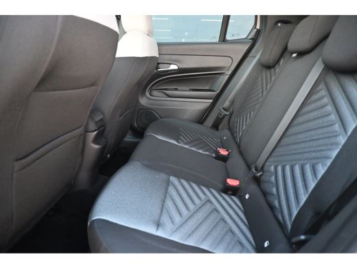Fiat 600e Urban 54 kWh tot 8 Jaar garantie! 96%SOH! 7,4 kWh boordlader | Climate Control | Navigatie by App... ActivLease financial lease