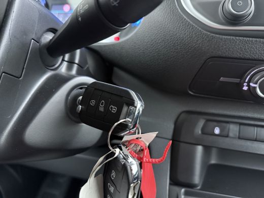 Fiat E-Scudo L3H1 50kWh DUBBELE CABINE BLACK EDITION | Achterdeuren met ruiten | Airco | Metaalkleur ActivLease financial lease