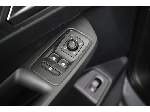 Ford Tourneo Connect Tranist 1.5 PHEV Limited Dodenhoekherkening | adaptive cruise | Carplay | 110 km elektrische acti... ActivLease financial lease