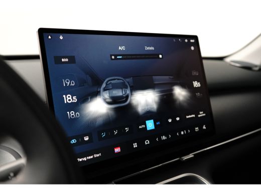 Geely Starray EM-i 1.5 Pro | Camera | Carplay | Leder | Adaptieve Cruise | Achterbank in delen neerklapbaar | Achter... ActivLease financial lease