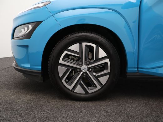 Hyundai Kona Premium 64 kWh | Achteruitrijcamera | Airco (automatisch) | Bagagedek ActivLease financial lease