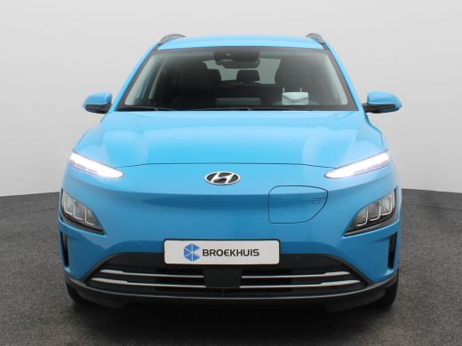 Hyundai Kona Premium 64 kWh | Achteruitrijcamera | Airco (automatisch) | Bagagedek ActivLease financial lease
