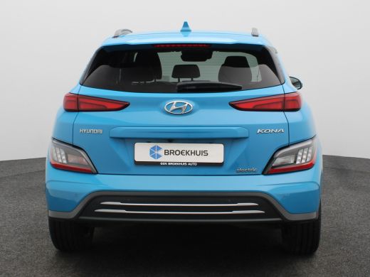 Hyundai Kona Premium 64 kWh | Achteruitrijcamera | Airco (automatisch) | Bagagedek ActivLease financial lease