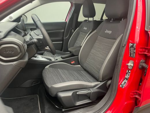 Jeep Avenger Longitude 54 kWh Camera | Stoelverwarming | Keyless | LED | Parkeersensoren Achter | Adaptieve Cr... ActivLease financial lease