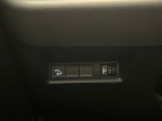 Jeep Avenger Longitude 54 kWh Camera | Stoelverwarming | Keyless | LED | Parkeersensoren Achter | Adaptieve Cr... ActivLease financial lease