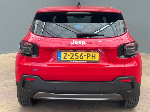 Jeep Avenger Longitude 54 kWh Camera | Stoelverwarming | Keyless | LED | Parkeersensoren Achter | Adaptieve Cr... ActivLease financial lease