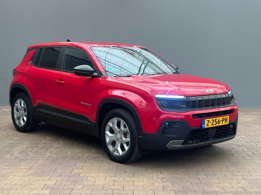 Jeep Avenger Longitude 54 kWh Camera | Stoelverwarming | Keyless | LED | Parkeersensoren Achter | Adaptieve Cr... ActivLease financial lease