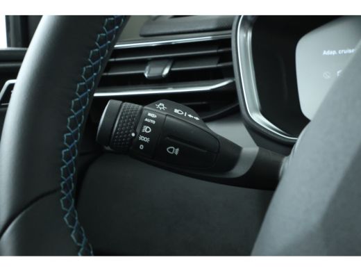 Lynk & Co 01 1.5 360 Graden, Navigatie, Climate, Full black ActivLease financial lease