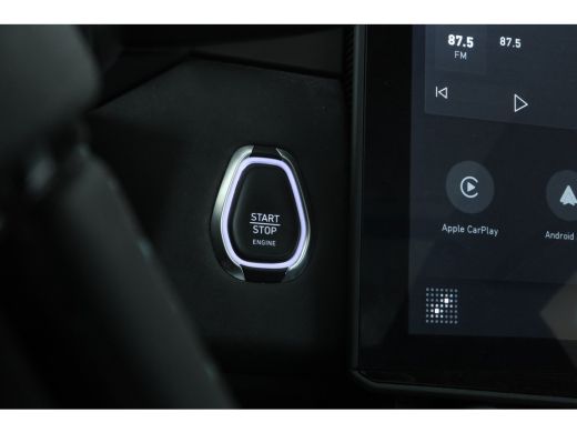 Lynk & Co 01 1.5 360 Graden, Navigatie, Climate, Full black ActivLease financial lease